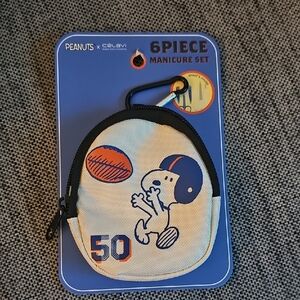 Peanuts Cream and Blue Kids Manicure Set